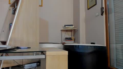 Erika  online show from January 7, 2025, 9:46 pm