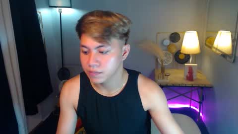 hotfucker_drei online show from September 24, 2025, 7:55 am