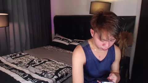 Snapshot of hotfucker_drei chatting on October 6, 2025, 3:37 am hotfucker_drei online show from October 6, 2025, 3:37 am