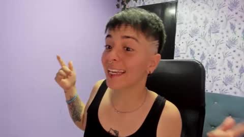 Snapshot of hothannah_ chatting on October 31, 2025, 2:23 am hannah online show from October 31, 2025, 2:23 am