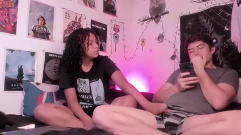 Sam and Nico online show from November 27, 2025, 5:59 pm