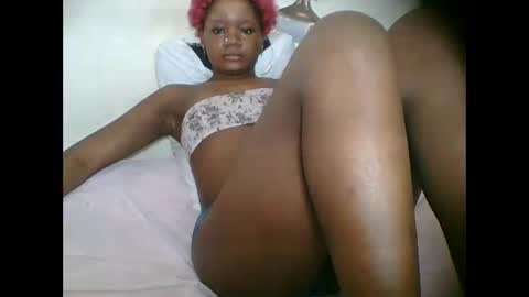 Snapshot of hotjeylee chatting on October 6, 2025, 6:33 am LOYCE online show from October 6, 2025, 6:33 am