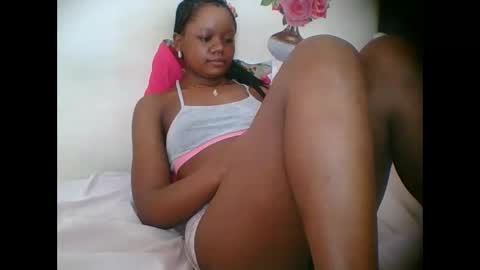 Snapshot of hotjeylee chatting on October 15, 2025, 9:53 am LOYCE online show from October 15, 2025, 9:53 am