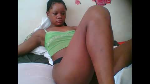 Snapshot of hotjeylee chatting on October 25, 2025, 6:10 am LOYCE online show from October 25, 2025, 6:10 am