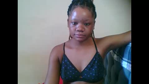 Snapshot of hotjeylee chatting on November 9, 2025, 7:28 am LOYCE online show from November 9, 2025, 7:28 am