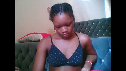 Snapshot of hotjeylee chatting on November 16, 2025, 9:48 am LOYCE online show from November 16, 2025, 9:48 am