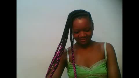 Snapshot of hotjeylee chatting on November 24, 2025, 2:00 am LOYCE online show from November 24, 2025, 2:00 am