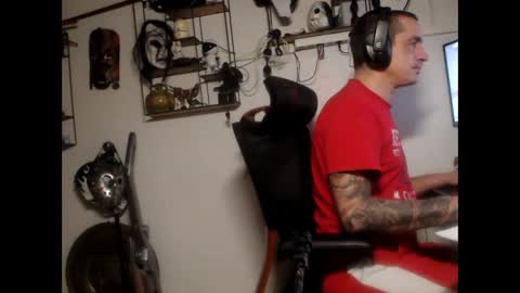 hotkinkytat online show from February 16, 2025, 12:30 am