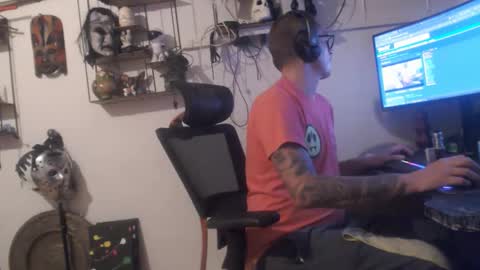 hotkinkytat online show from November 7, 2025, 12:32 am