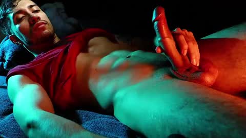 Hotlatinking online show from December 6, 2024, 1:18 am