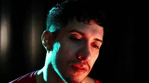 Hotlatinking online show from September 17, 2025, 11:39 pm