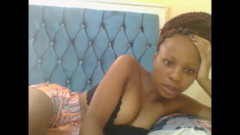 hotlove255 online show from February 7, 2025, 5:31 am