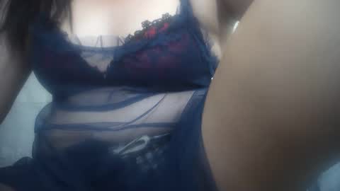 hotmatureladyxxx online show from February 10, 2025, 11:55 pm