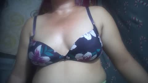 hotmatureladyxxx online show from November 7, 2025, 1:44 pm