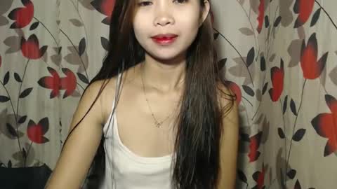 hotmom_gia online show from November 25, 2025, 3:12 pm