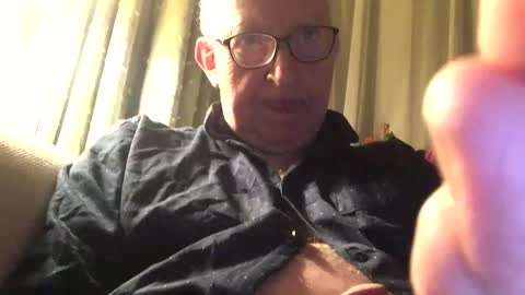 Snapshot of hotmuff99 chatting on December 30, 2024, 10:34 pm hotmuff99 online show from December 30, 2024, 10:34 pm