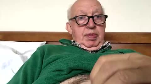 Snapshot of hotmuff99 chatting on October 16, 2025, 2:51 pm hotmuff99 online show from October 16, 2025, 2:51 pm