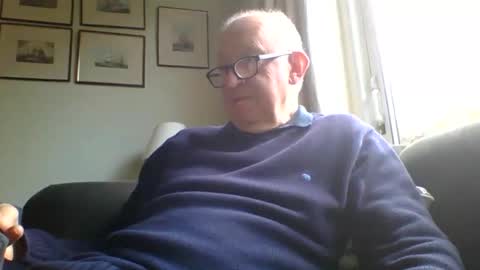 Snapshot of hotmuff99 chatting on November 24, 2025, 9:09 am hotmuff99 online show from November 24, 2025, 9:09 am