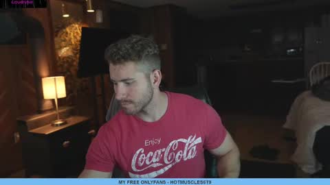 hotmuscles6t9 online show from March 9, 2025, 2:18 am