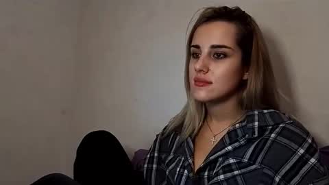 hotmusex online show from November 23, 2025, 12:16 pm