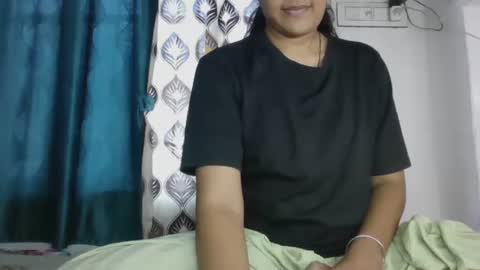 lola online show from September 30, 2025, 5:56 am