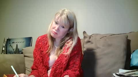 Snapshot of hotpepperrose chatting on December 10, 2024, 7:26 am hotpepperose online show from December 10, 2024, 7:26 am