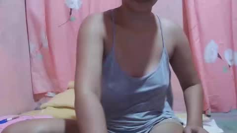 Snapshot of hotpink4u04 chatting on December 10, 2024, 8:51 am hotpink4u04 online show from December 10, 2024, 8:51 am