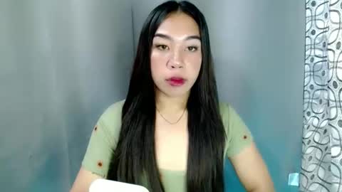 Snapshot of hott_cumforyou chatting on January 25, 2025, 11:43 pm jelaigrande  online show from January 25, 2025, 11:43 pm