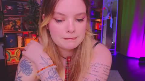 Snapshot of hottie_jane chatting on October 31, 2025, 3:57 pm Jane online show from October 31, 2025, 3:57 pm