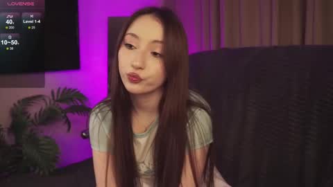 Snapshot of hottpeachh chatting on December 1, 2025, 1:27 pm hottpeachh online show from December 1, 2025, 1:27 pm