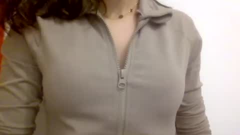 Snapshot of hotwinterxx chatting on January 23, 2025, 12:57 am Hotwixx online show from January 23, 2025, 12:57 am