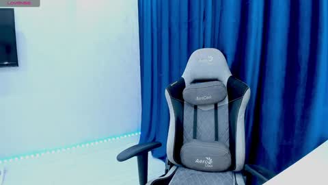 Snapshot of hotyplays chatting on December 3, 2024, 3:20 am Susan online show from December 3, 2024, 3:20 am
