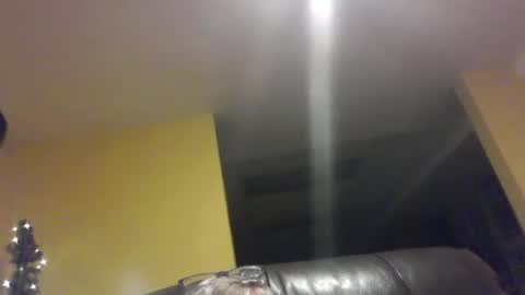 Snapshot of huckfinn1976 chatting on January 15, 2025, 2:27 am huckfinn1976 online show from January 15, 2025, 2:27 am