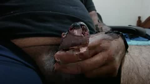 Snapshot of hugo_bulls chatting on November 20, 2025, 8:36 am HunkyLover online show from November 20, 2025, 8:36 am