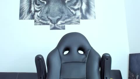 Snapshot of humber_eli chatting on September 11, 2025, 12:00 am Eli online show from September 11, 2025, 12:00 am