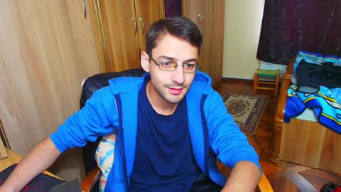 Snapshot of hungeddy chatting on December 2, 2024, 7:58 am Eddy online show from December 2, 2024, 7:58 am