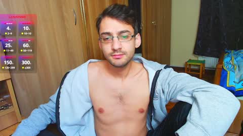 Snapshot of hungeddy chatting on December 8, 2024, 7:32 pm Eddy online show from December 8, 2024, 7:32 pm