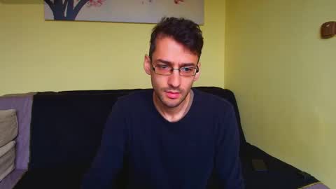 Snapshot of hungeddy chatting on October 7, 2025, 9:28 am Eddy online show from October 7, 2025, 9:28 am