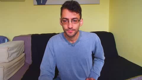 Snapshot of hungeddy chatting on October 8, 2025, 10:13 am Eddy online show from October 8, 2025, 10:13 am