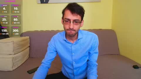 Snapshot of hungeddy chatting on November 17, 2025, 9:48 am Eddy online show from November 17, 2025, 9:48 am