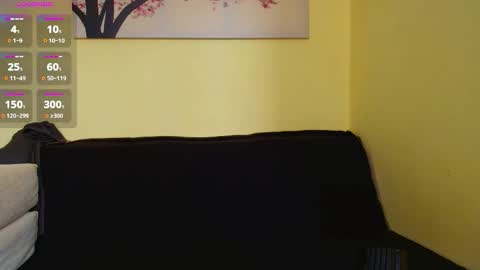 Snapshot of hungeddy chatting on November 19, 2025, 9:42 am Eddy online show from November 19, 2025, 9:42 am