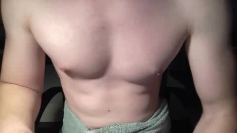 Snapshot of hungwank95 chatting on November 19, 2025, 7:58 pm hungwank95 online show from November 19, 2025, 7:58 pm