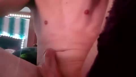 Snapshot of hungwell138 chatting on March 7, 2025, 9:27 pm Hungwell138 online show from March 7, 2025, 9:27 pm