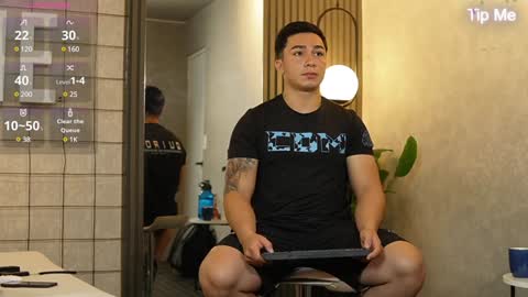 hunk_ryan online show from December 30, 2024, 11:59 am