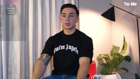 hunk_ryan online show from October 24, 2025, 8:22 am