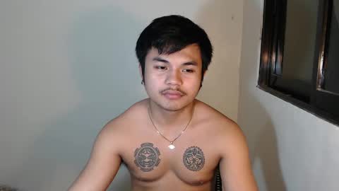 hunkyzeus online show from January 6, 2025, 9:08 am