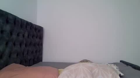 hunny online show from November 19, 2025, 12:32 am