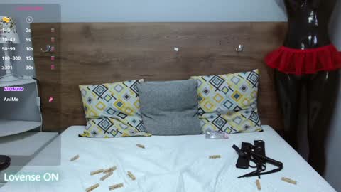 I G N I S  online show from January 24, 2025, 10:51 pm