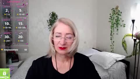 Snapshot of hunters_woman chatting on October 16, 2025, 2:07 pm Irena online show from October 16, 2025, 2:07 pm