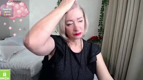 Irena online show from November 7, 2025, 2:28 pm